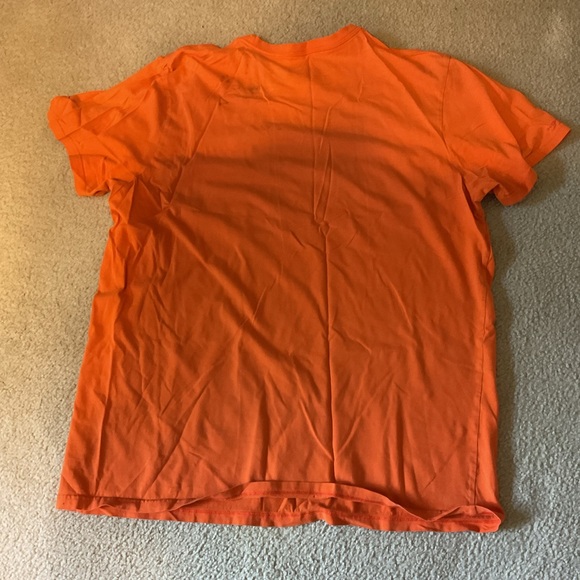 Under Armour t-shirt Buy 2 or more @ $10 or less get 3rd lesser free! - Picture 5 of 6